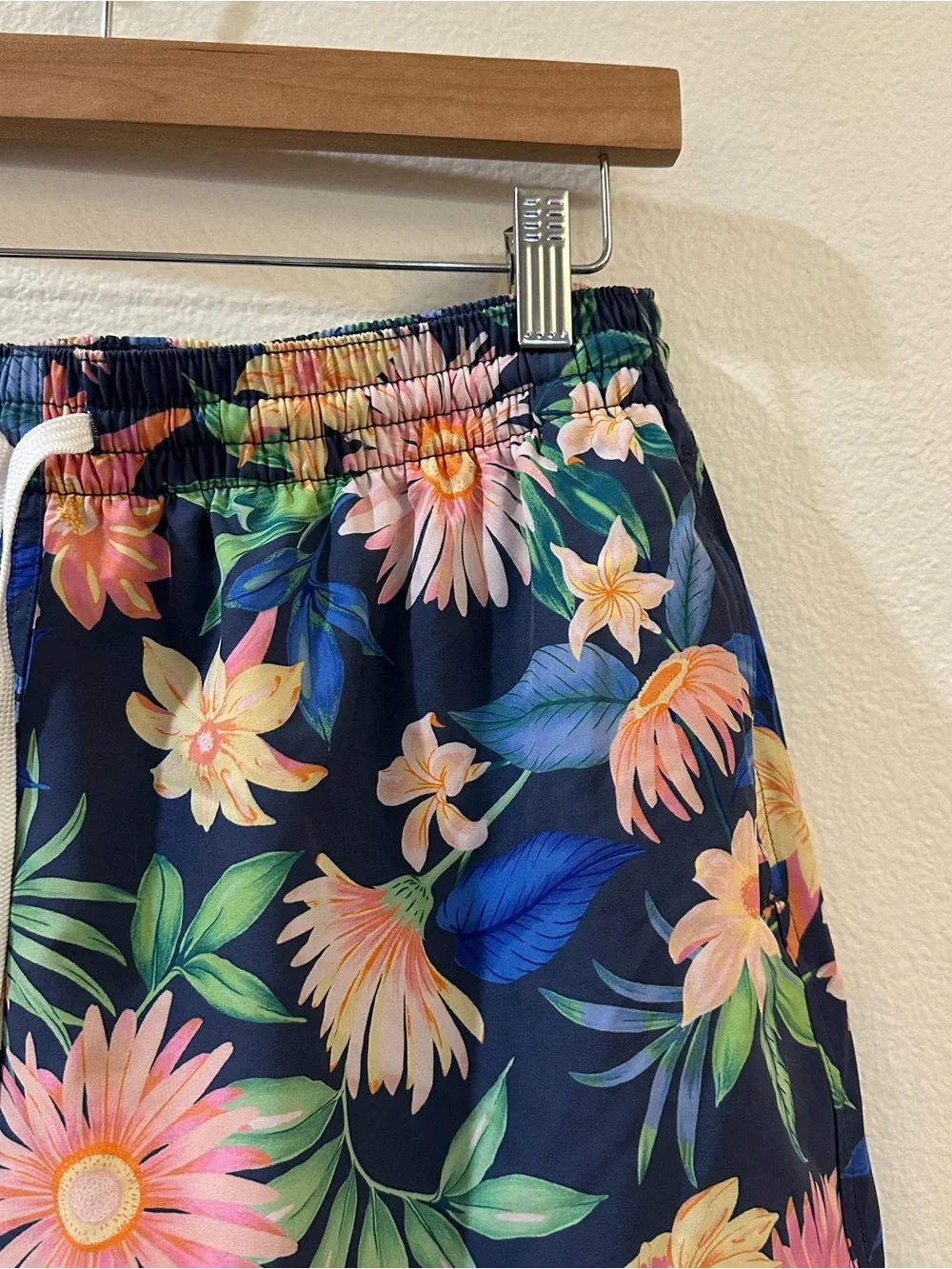 Chubbies Men's The Big Bloomers Classic Swim Drawstring Trunks 5.5” Size Large - Picture 5 of 9